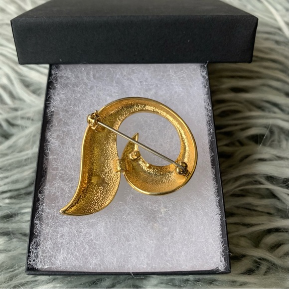 Vintage Brooch - Picture 3 of 8